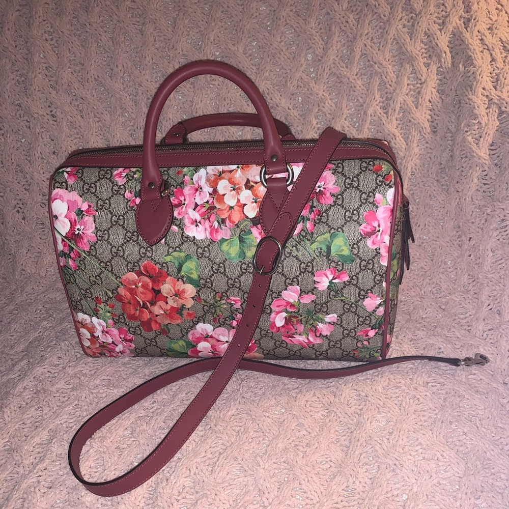 Auth Gucci Bloom Boston “gg” Supreme bag like NEW!